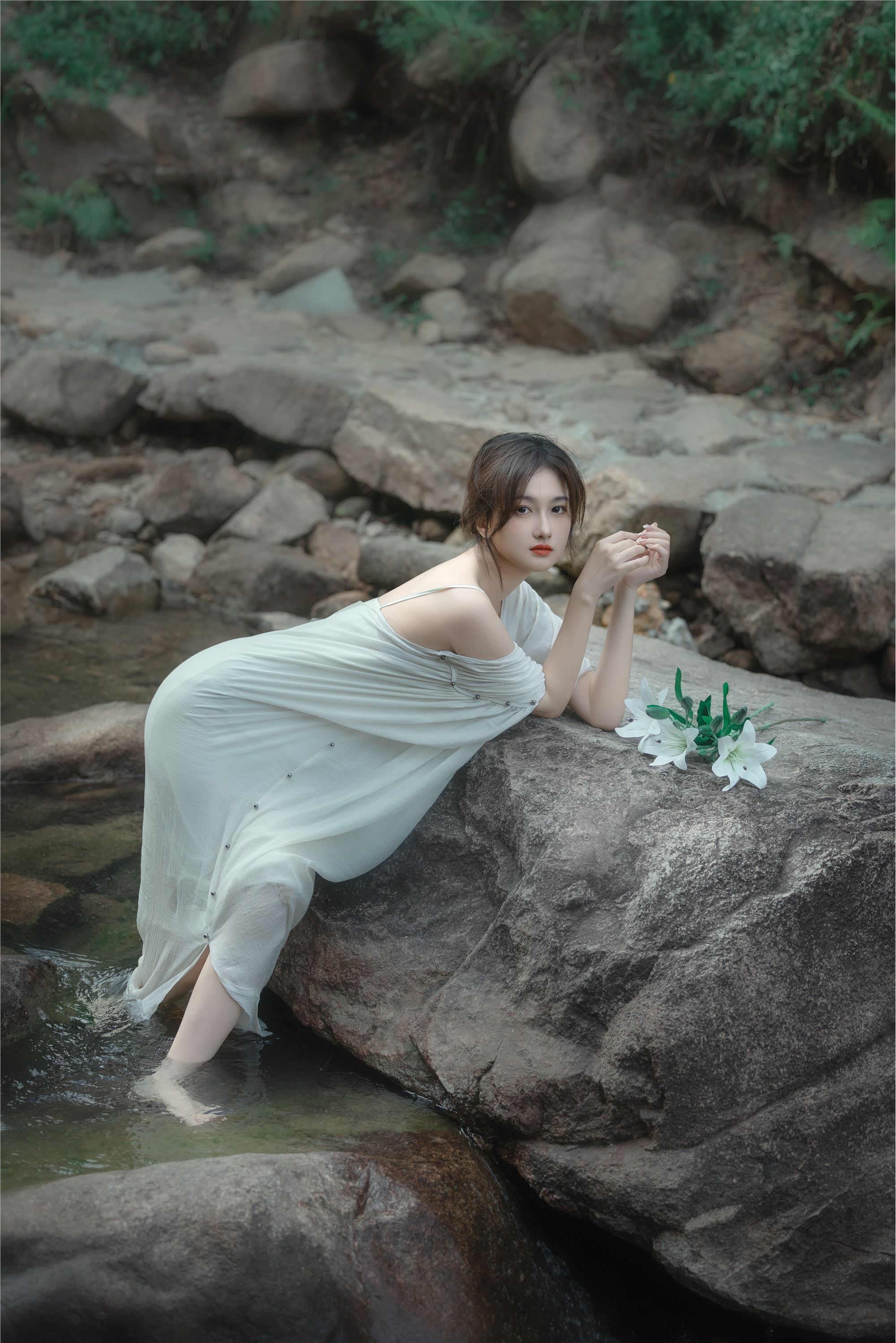 YITUYU艺图语 2025.01.02 溪边情思 大歪歪哥